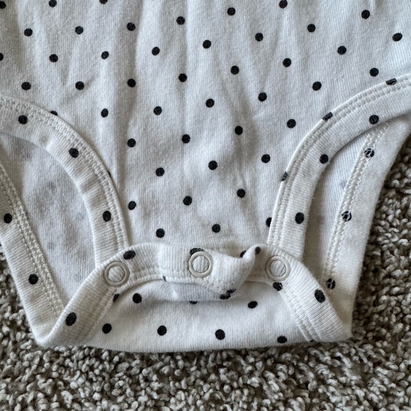 Carter’s Baby Girl "Baby Sister" Long-Sleeve Bodysuit - Size 12 Months - Picture 5 of 6